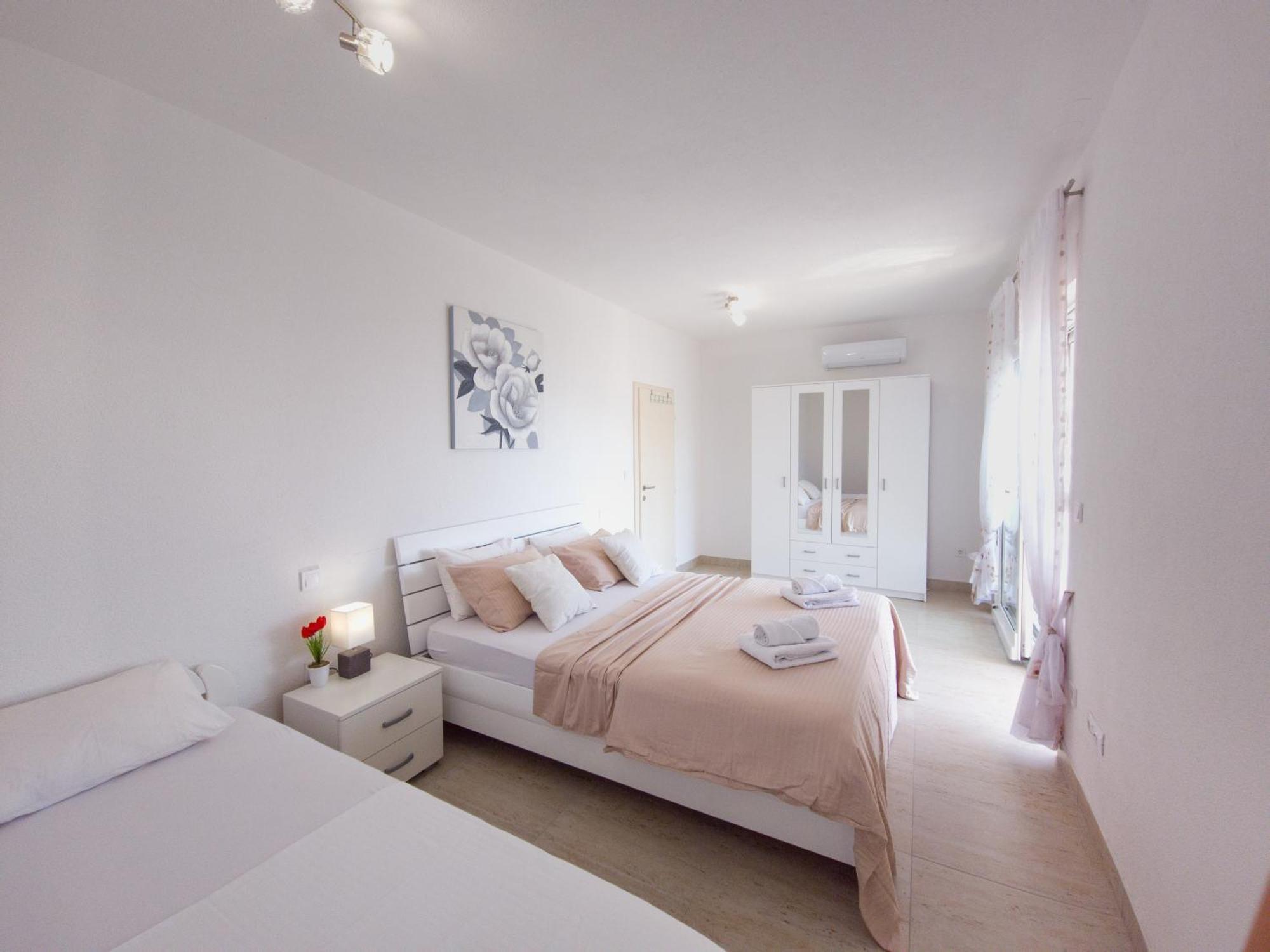 Modern Villa With Jacuzzi, Beautiful Sea View, Near Split! Villa 36A Подстрана Екстериор снимка